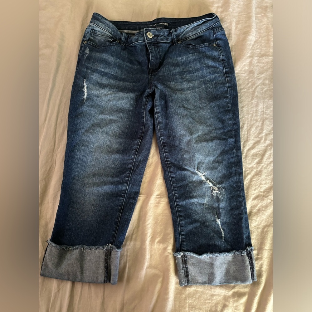 Maurice’s capris size 10
